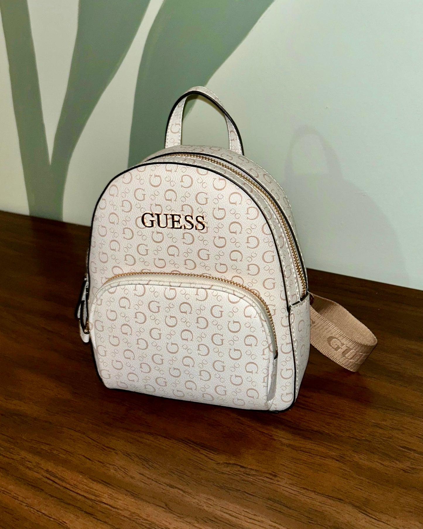 Mochila Guess