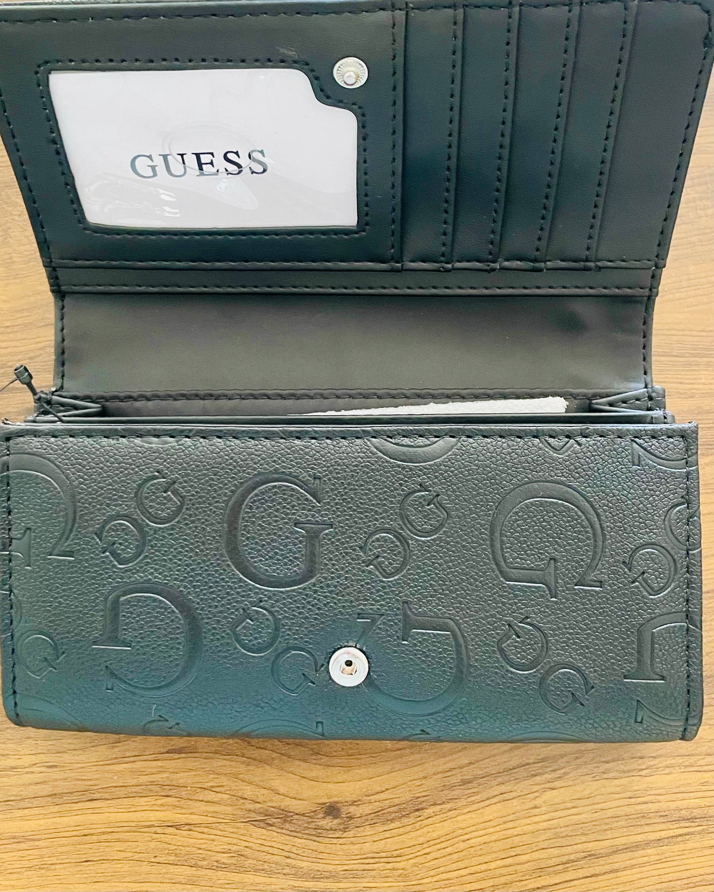 Billetera Guess