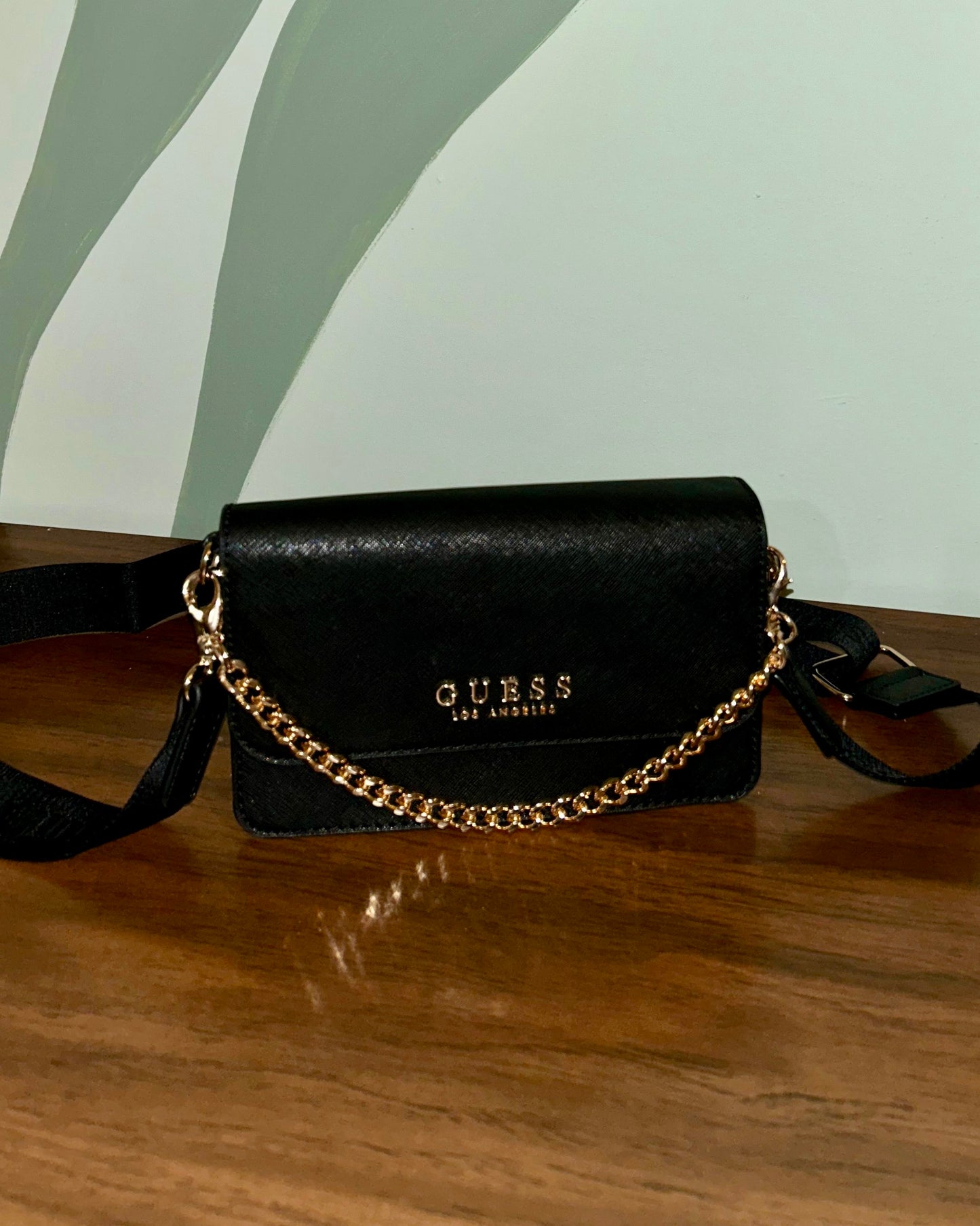 Cartera Guess