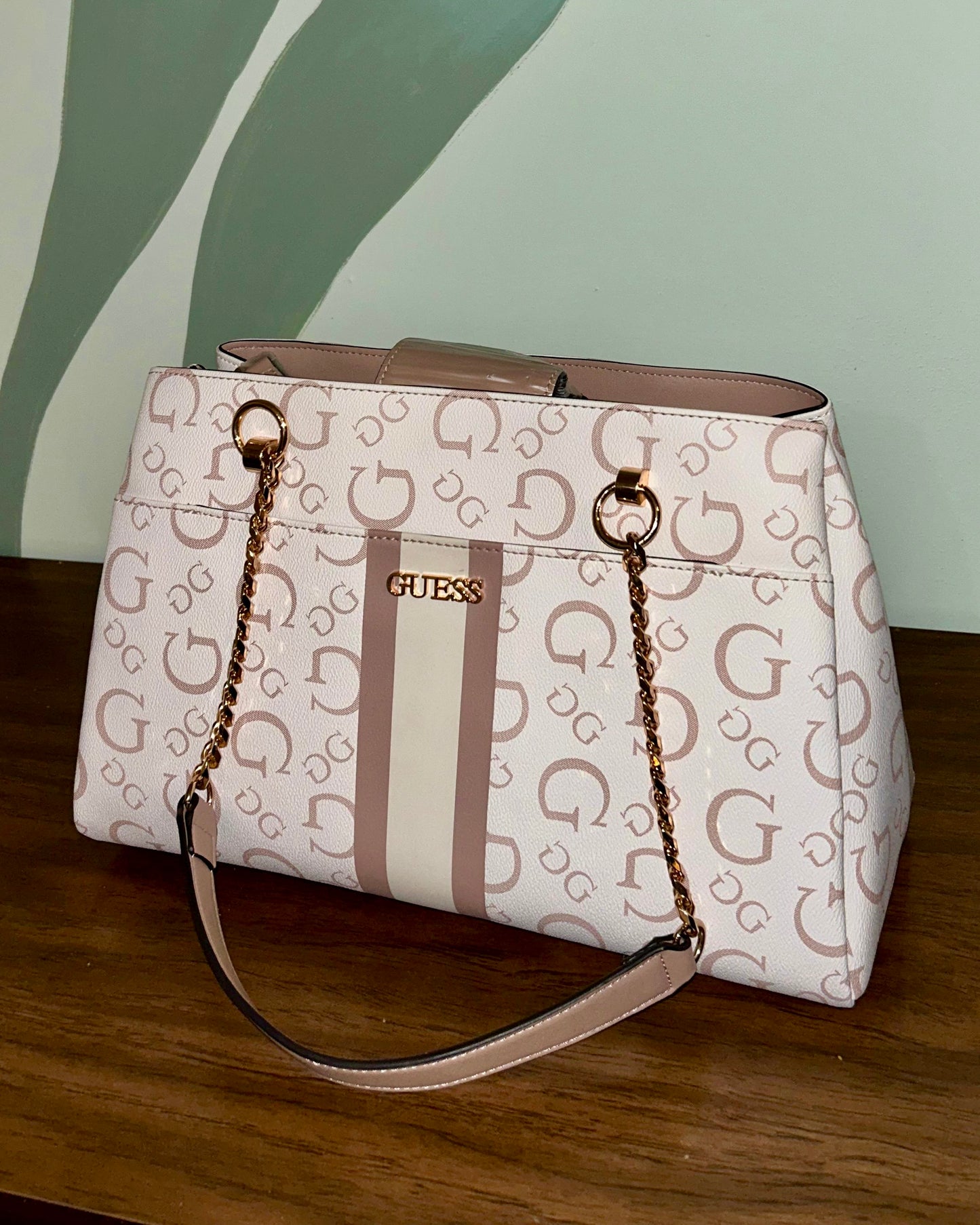 Cartera Guess
