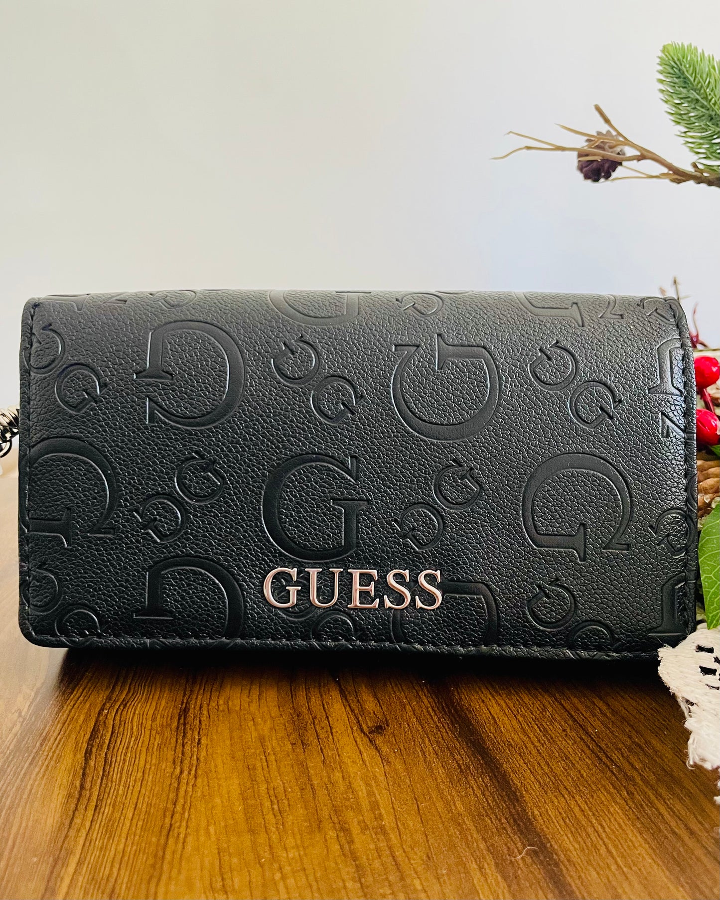 Billetera Guess